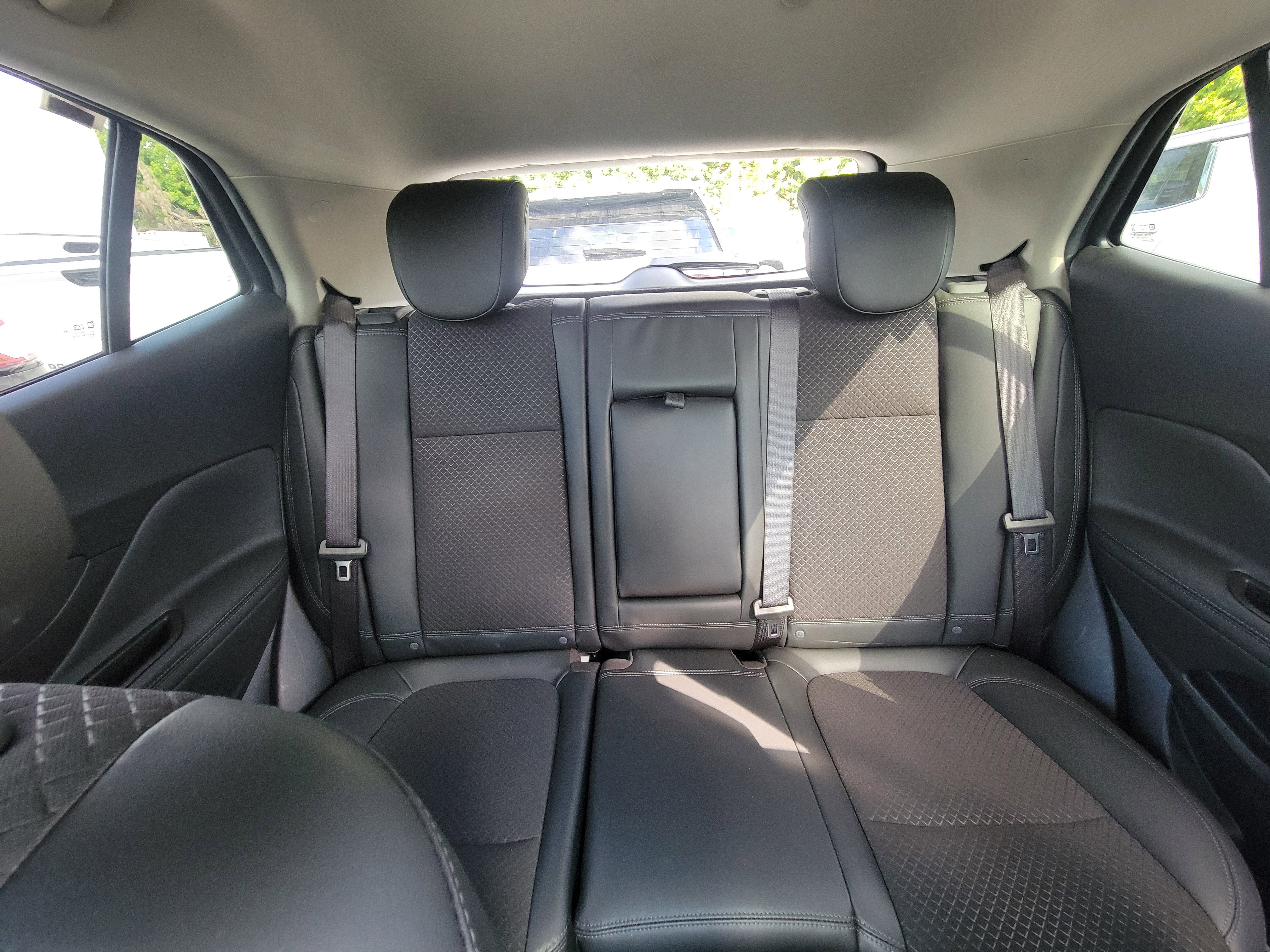 Used 2022 Buick Encore Preferred w/ Safety Package image 15