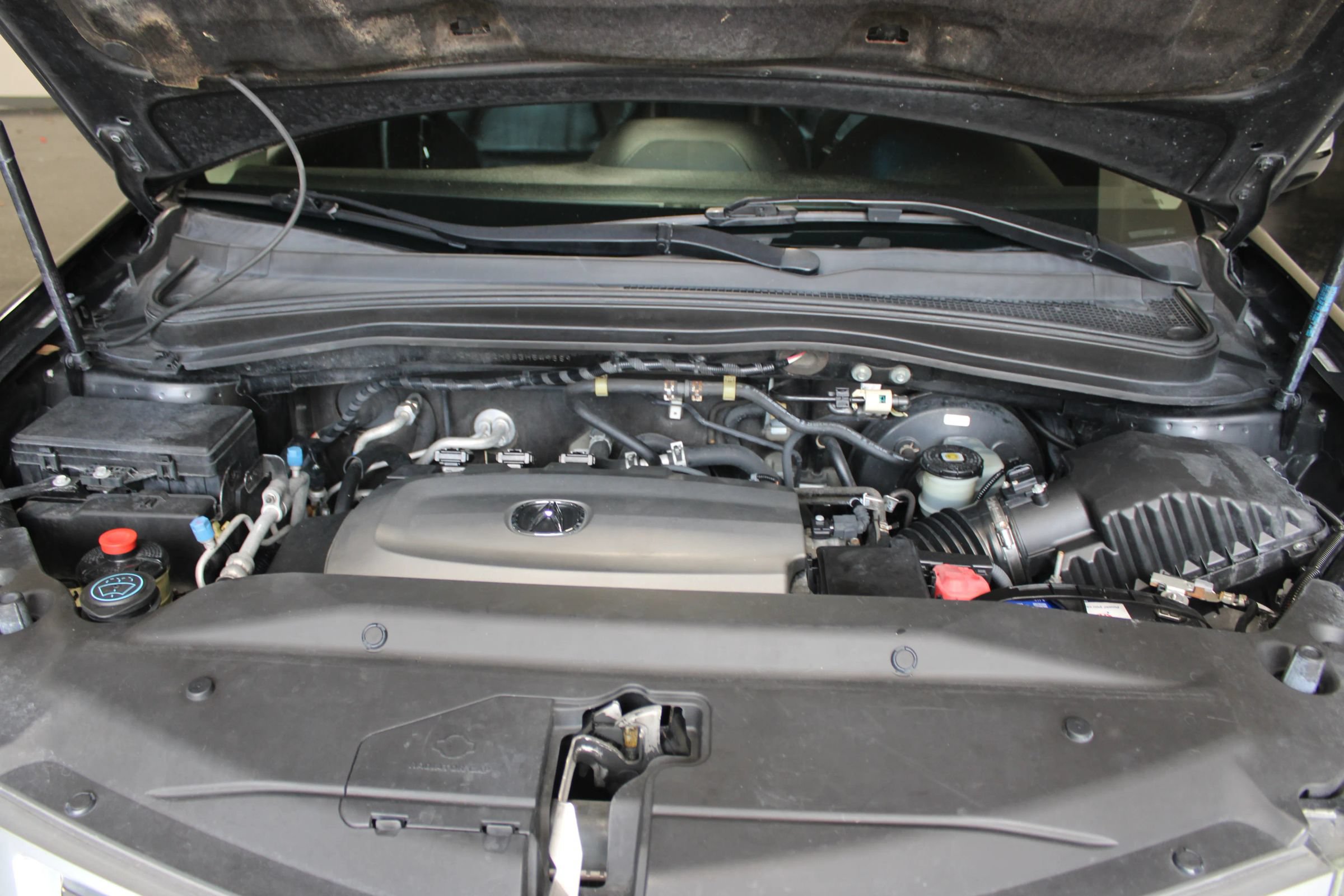 Used 2011 Acura MDX w/ Technology Package AWD/4WD image 34