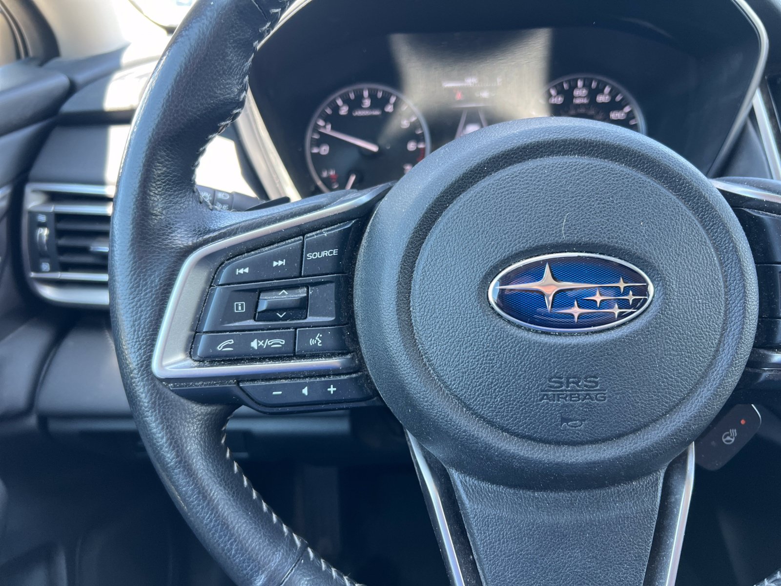Used 2023 Subaru Outback Limited AWD/4WD image 28