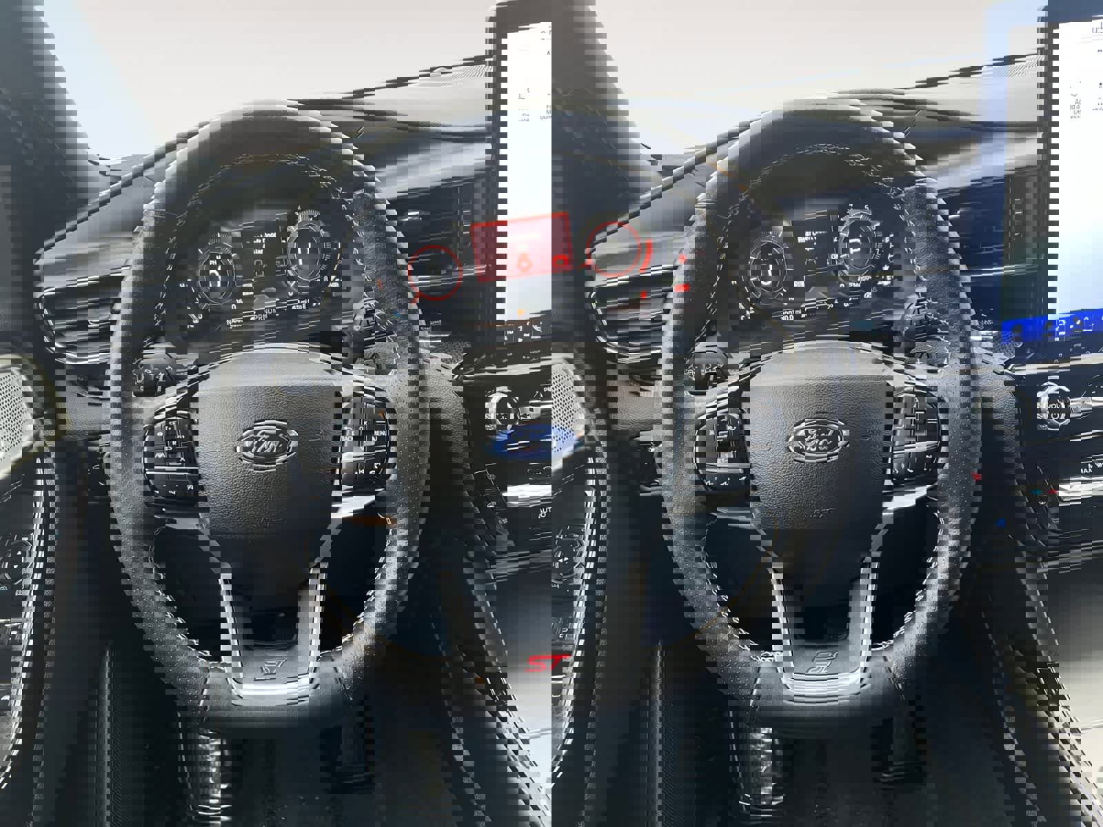 Used 2023 Ford Explorer ST w/ Equipment Group 401A image 12