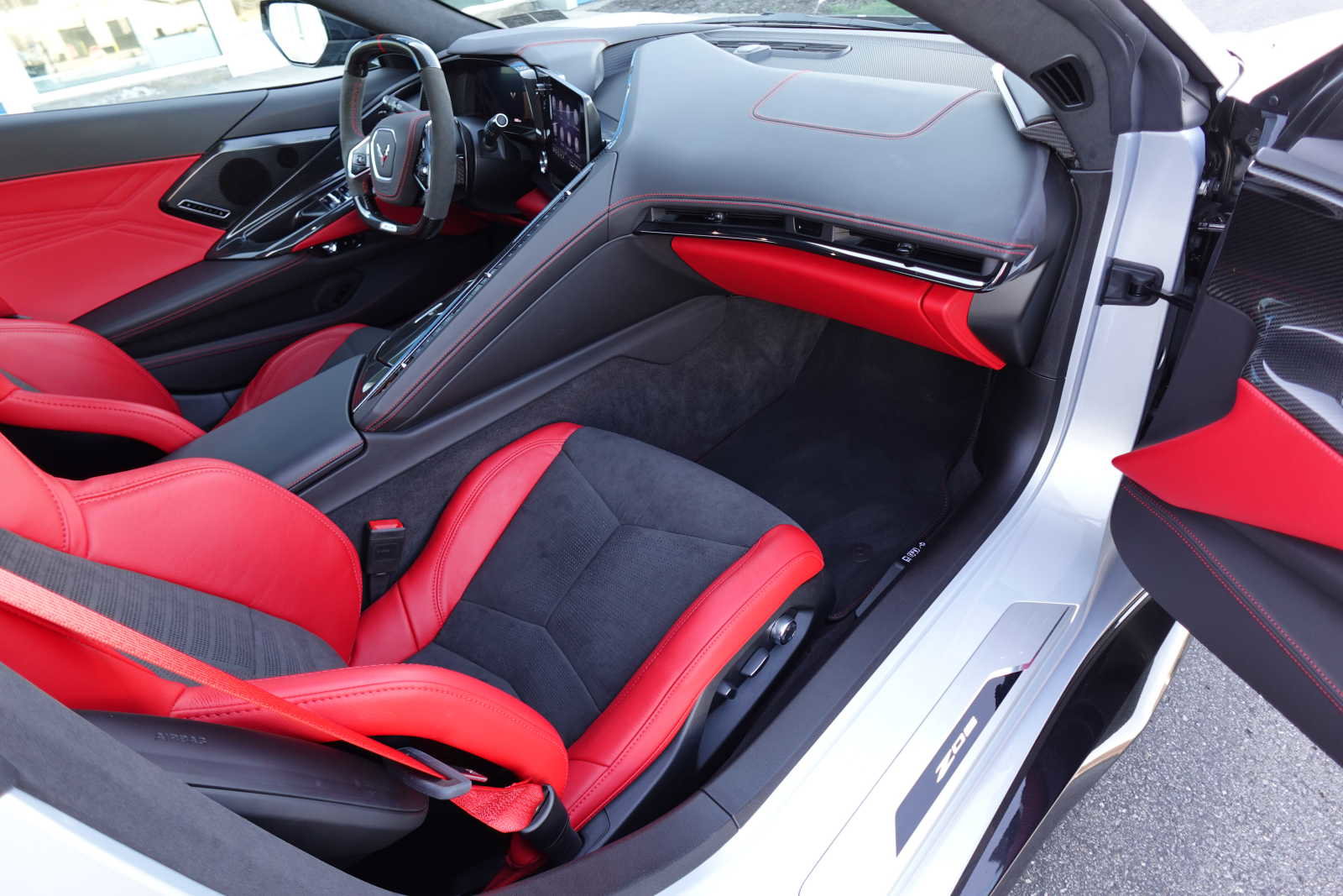 Used 2023 Chevrolet Corvette Z06 w/ Stealth Interior Trim Package image 34