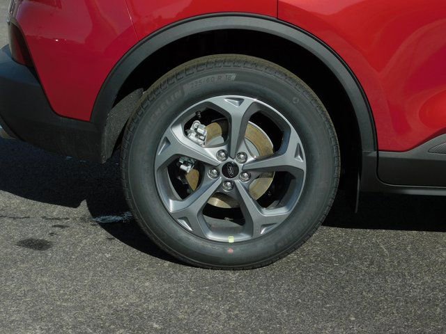 New 2026 Ford Escape ST-Line w/ Cold Weather Package AWD/4WD image 31