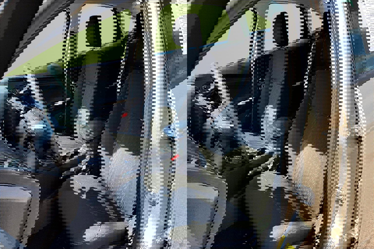 Used 2018 Ford Focus SE image 16