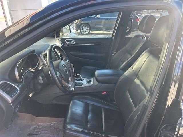 Used 2017 Jeep Grand Cherokee Limited w/ Trailer Tow Group IV image 10