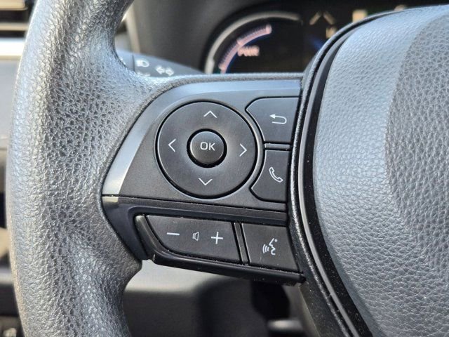 Used 2025 Toyota RAV4 XLE image 21
