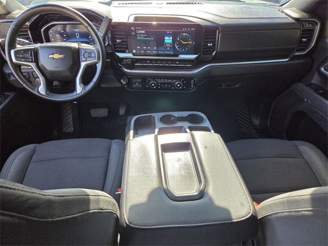 Used 2025 Chevrolet Silverado 2500 LT w/ Convenience Package image 16