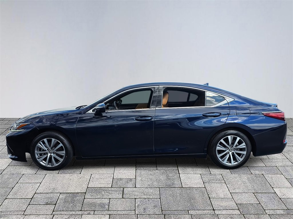 Used 2020 Lexus ES 350 w/ Premium Package image 4