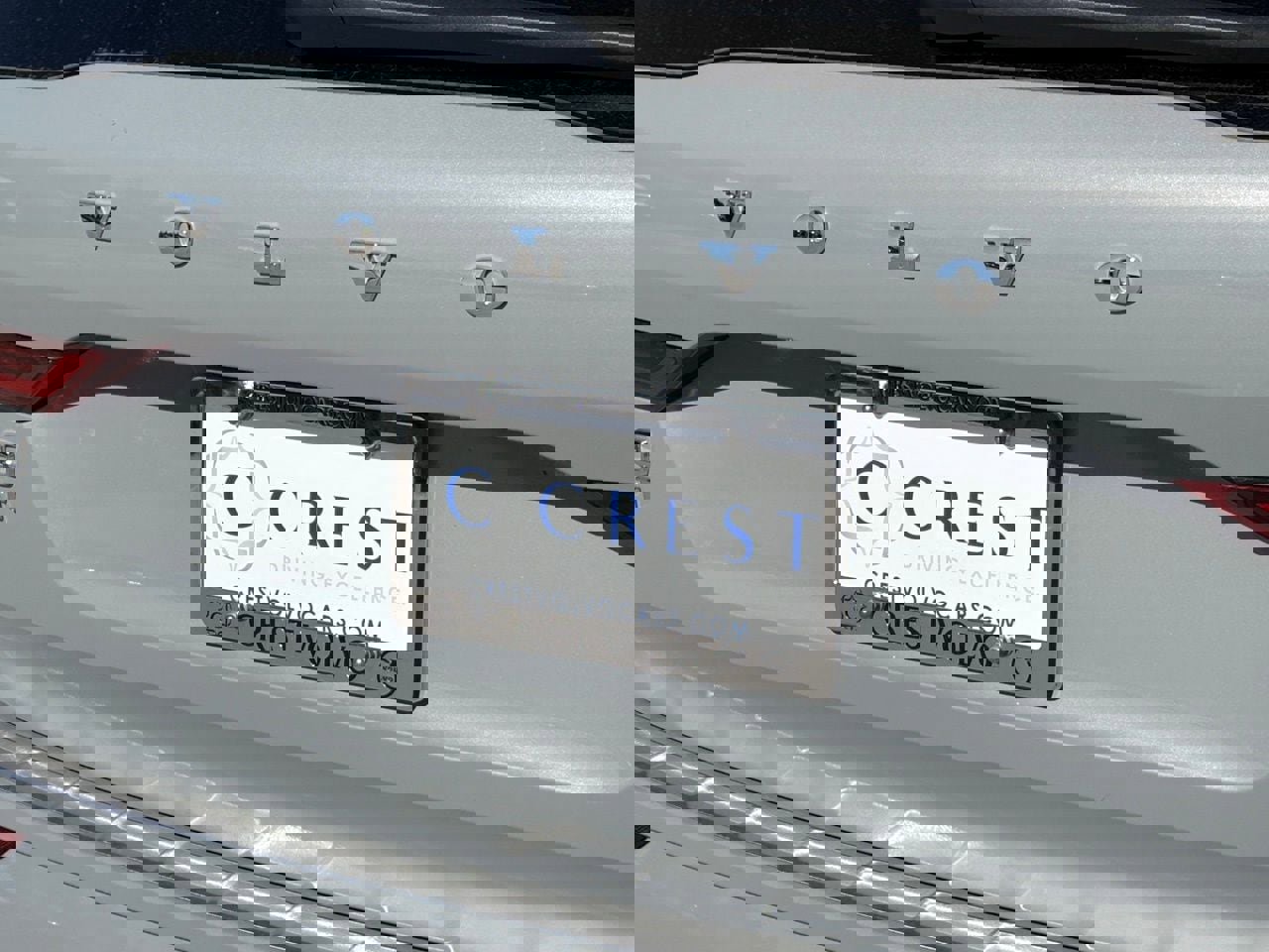 New 2026 Volvo XC60 B5 Ultra w/ Protection Package Premier image 7