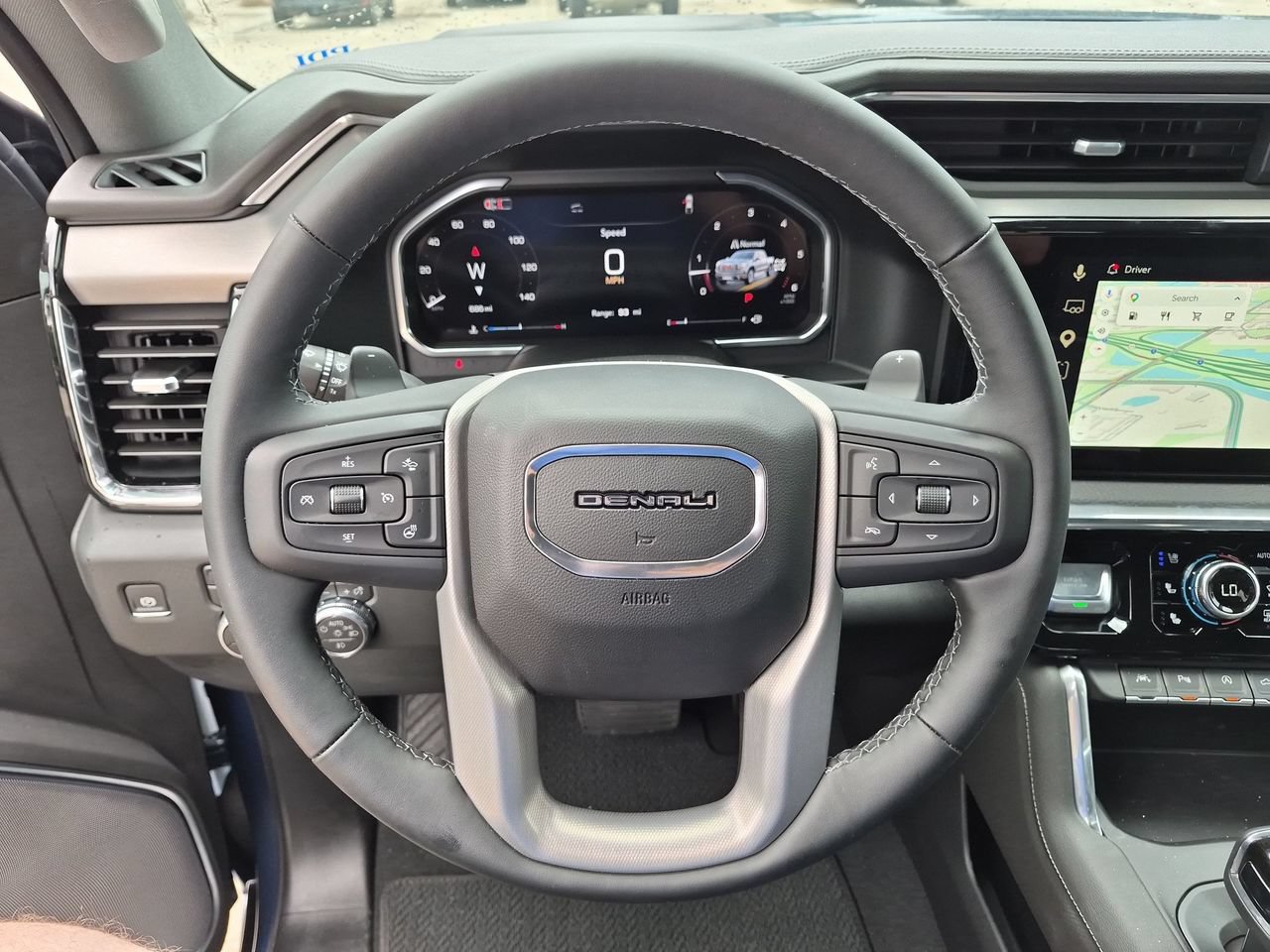 Used 2026 GMC Sierra 1500 Denali w/ Technology Package AWD/4WD image 11