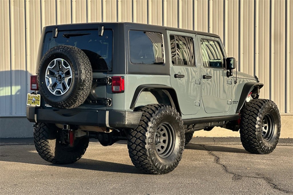 Used 2015 Jeep Wrangler Unlimited Rubicon w/ Connectivity Group image 5