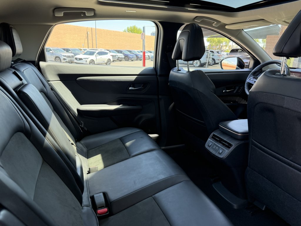Used 2023 Nissan Ariya FWD image 39
