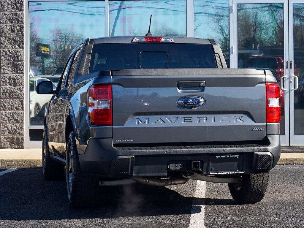 Used 2022 Ford Maverick Lariat w/ Lariat Luxury Package image 4