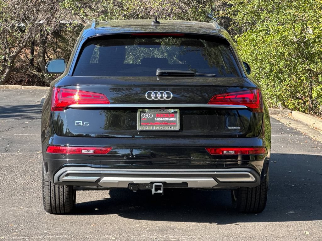 Used 2023 Audi Q5 2.0T Premium Plus w/ Premium Plus Package AWD/4WD image 6
