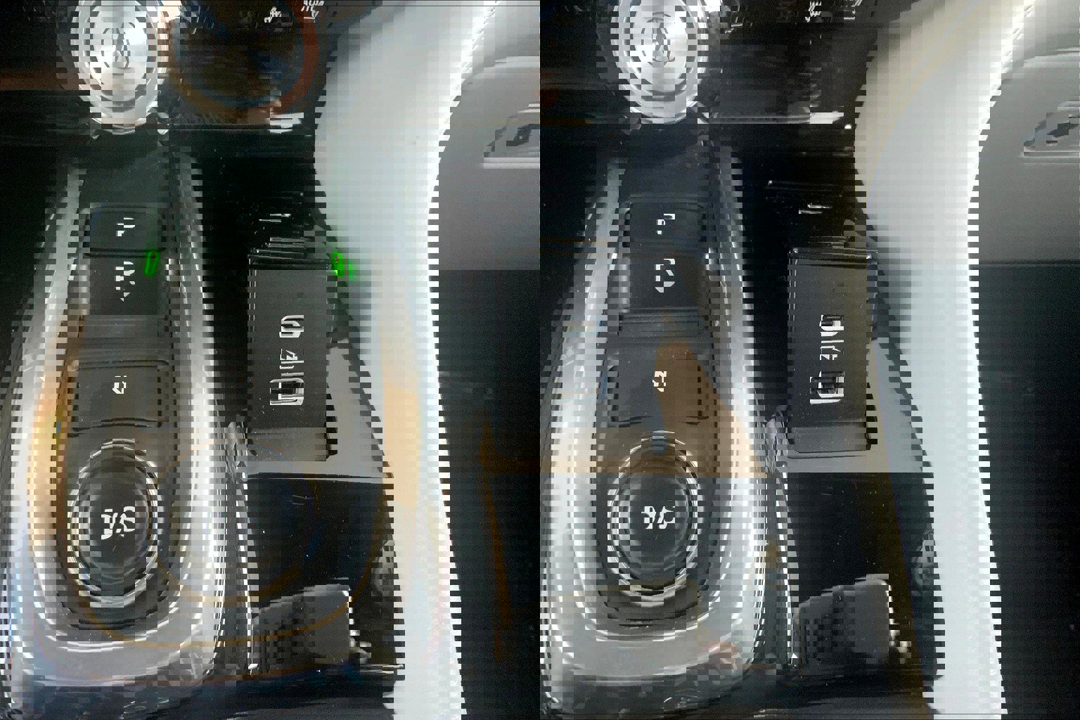 Used 2023 Acura MDX SH-AWD w/ Technology Package image 36