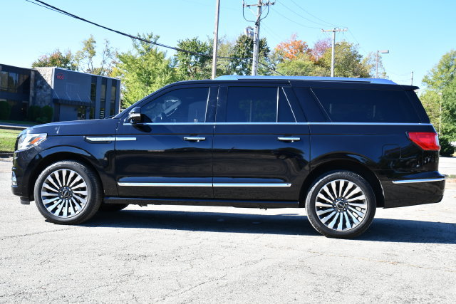 Used 2019 Lincoln Navigator L Reserve AWD/4WD image 4