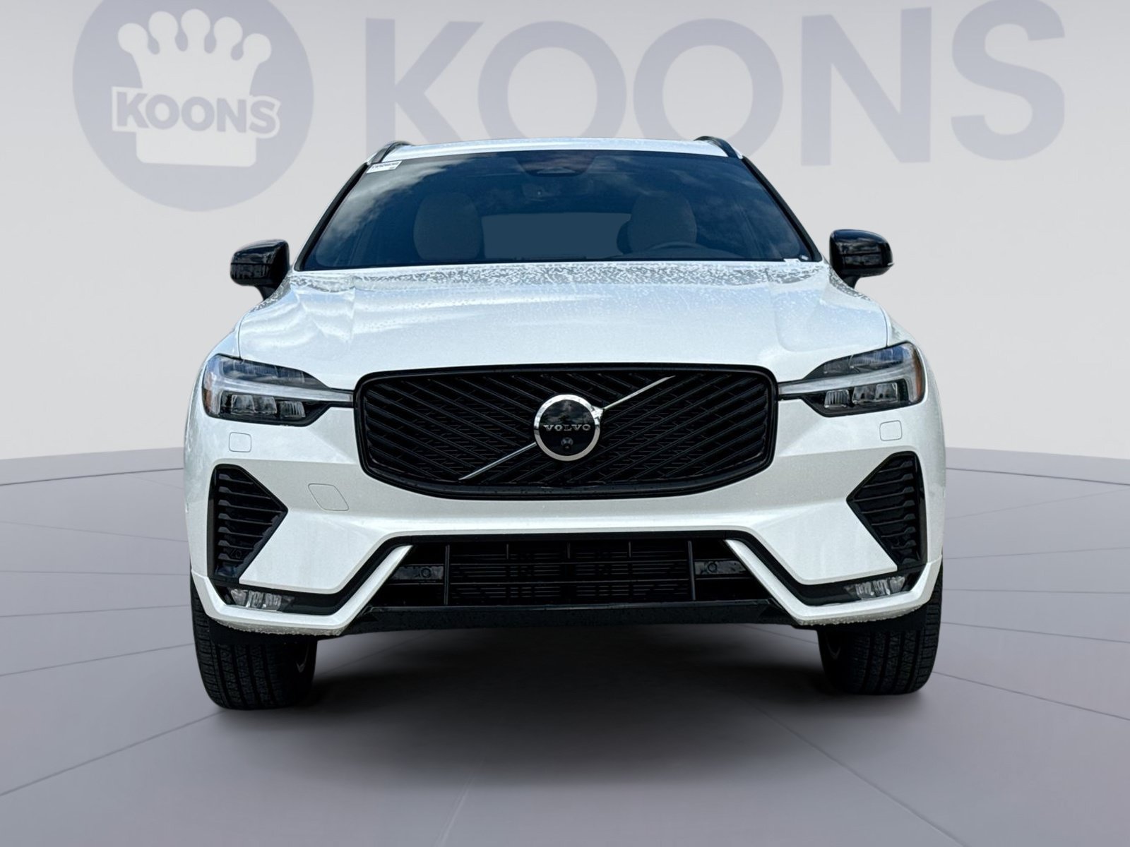 New 2026 Volvo XC60 B5 Plus w/ Protection Package Premier AWD/4WD image 11