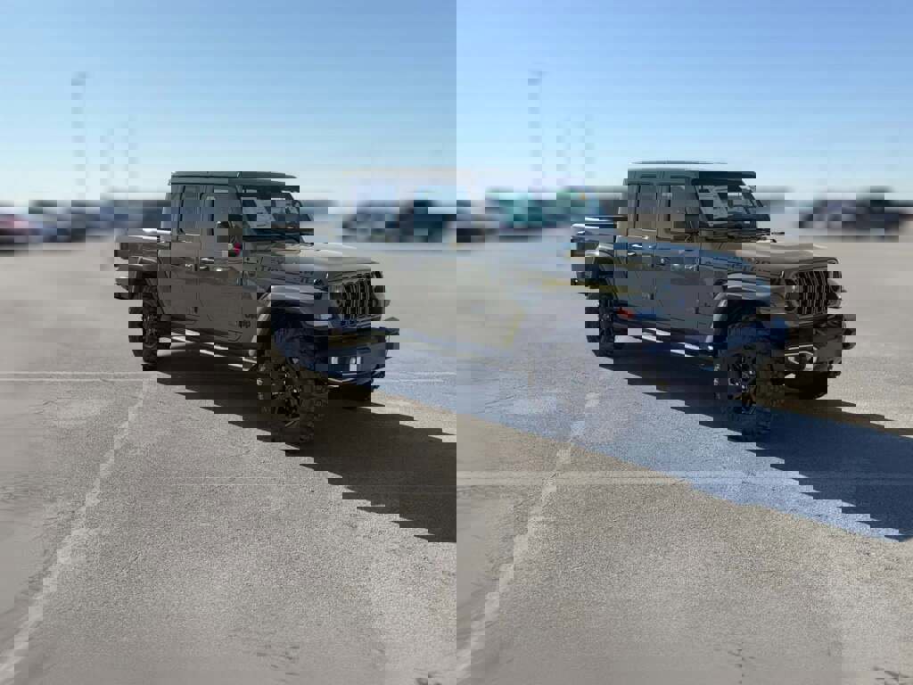 New 2026 Jeep Gladiator Sport image 16