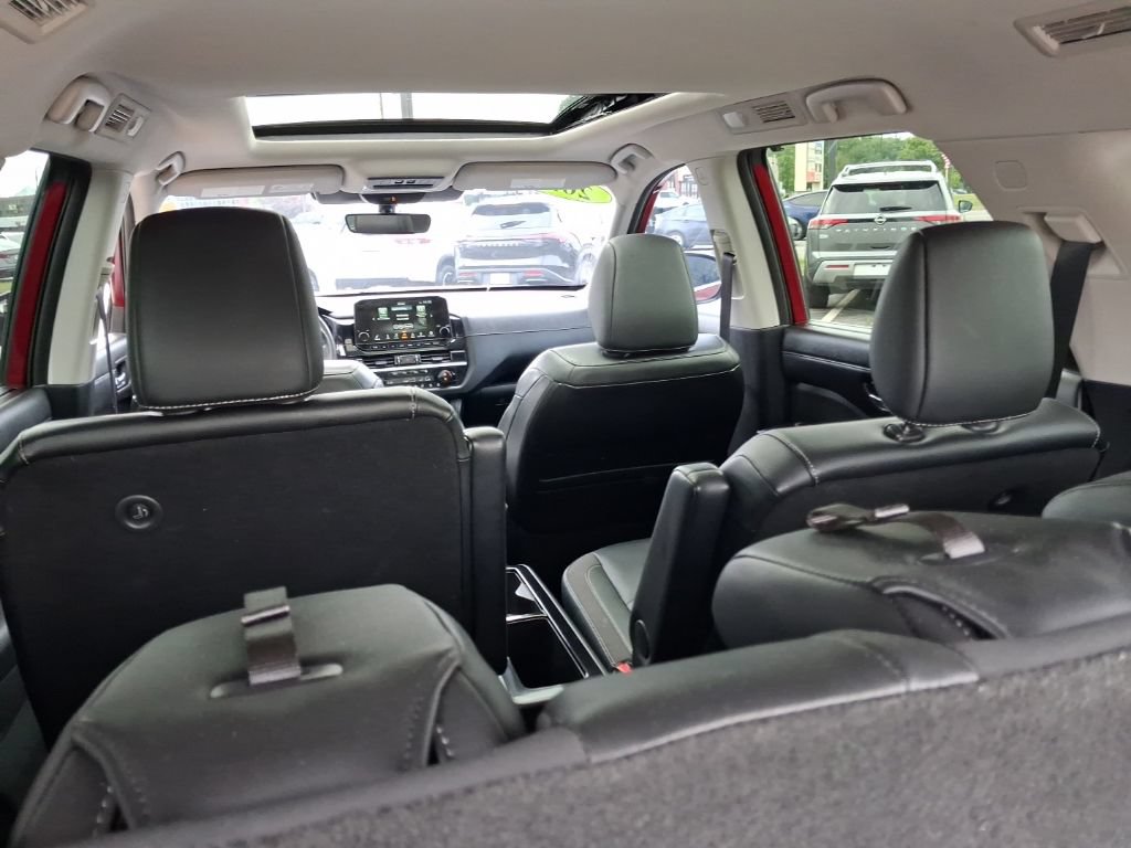 Certified 2023 Nissan Pathfinder SL w/ SL Premium Package AWD/4WD image 13
