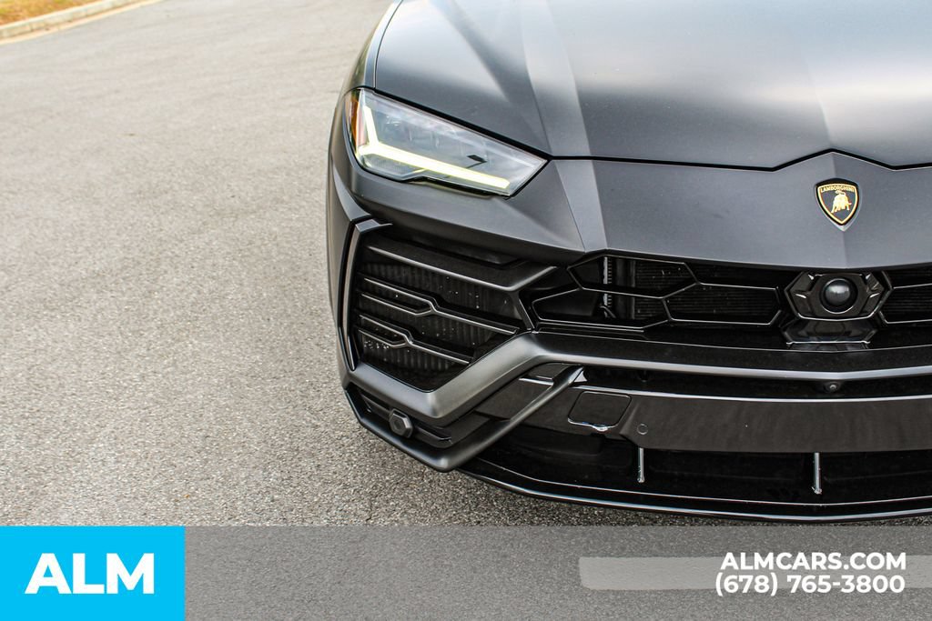 Used 2020 Lamborghini Urus AWD/4WD image 12