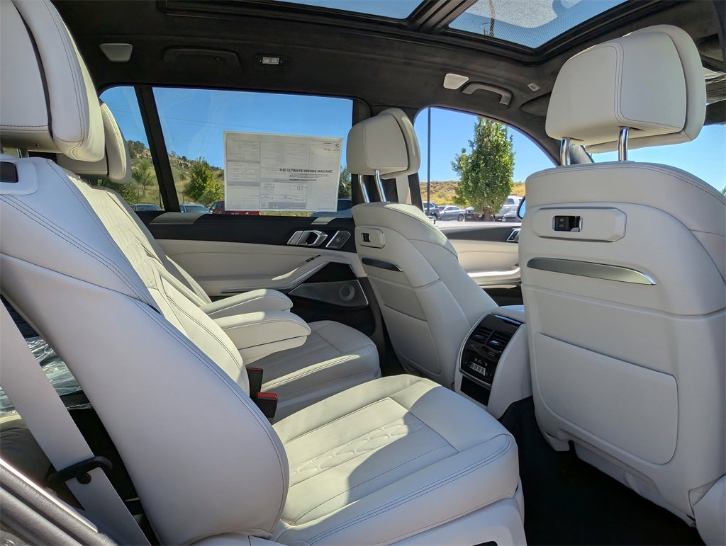New 2026 BMW X7 M60i image 20
