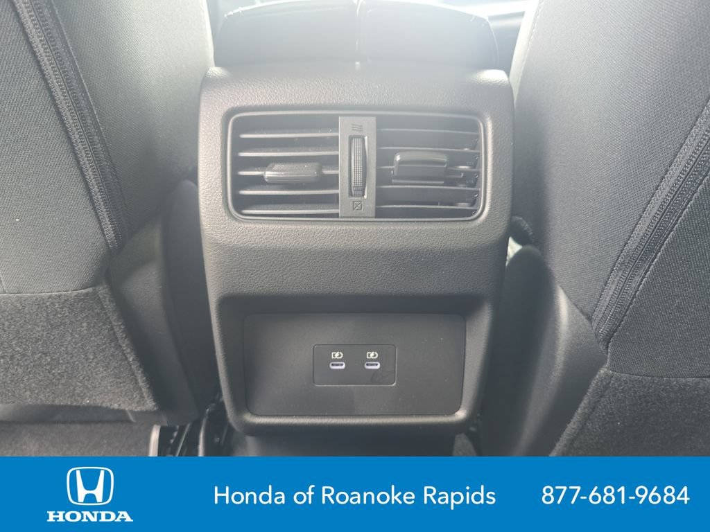 Used 2024 Nissan Rogue SV AWD/4WD image 30