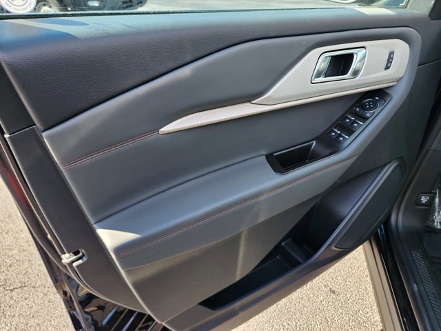 New 2026 Ford Explorer Active image 30