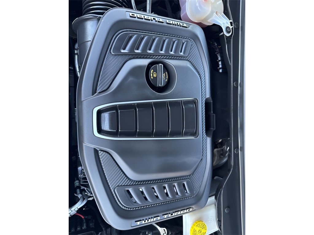 Used 2024 Jeep Grand Wagoneer Series III w/ HD Trailer Tow Package image 10