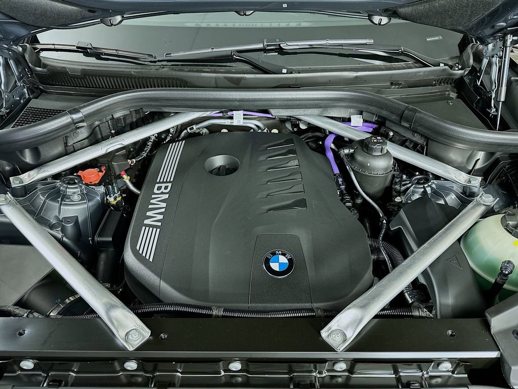 New 2026 BMW X5 xDrive40i w/ M Sport Package image 38