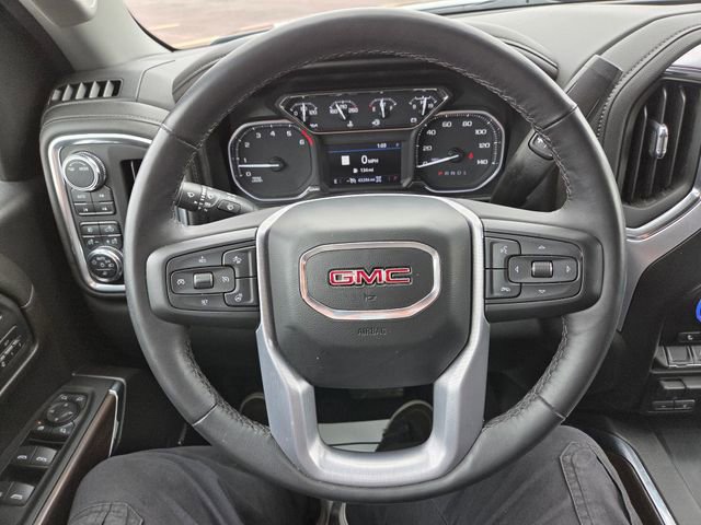 Used 2022 GMC Sierra 1500 SLT w/ SLT Premium Plus Package AWD/4WD image 17