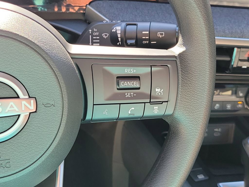 New 2026 Nissan Kicks SV image 29