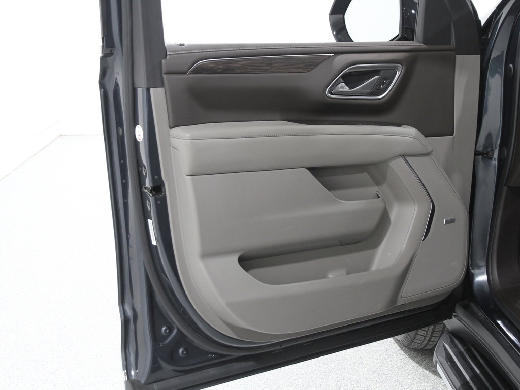 Certified 2022 Chevrolet Tahoe LT w/ Luxury Package image 4