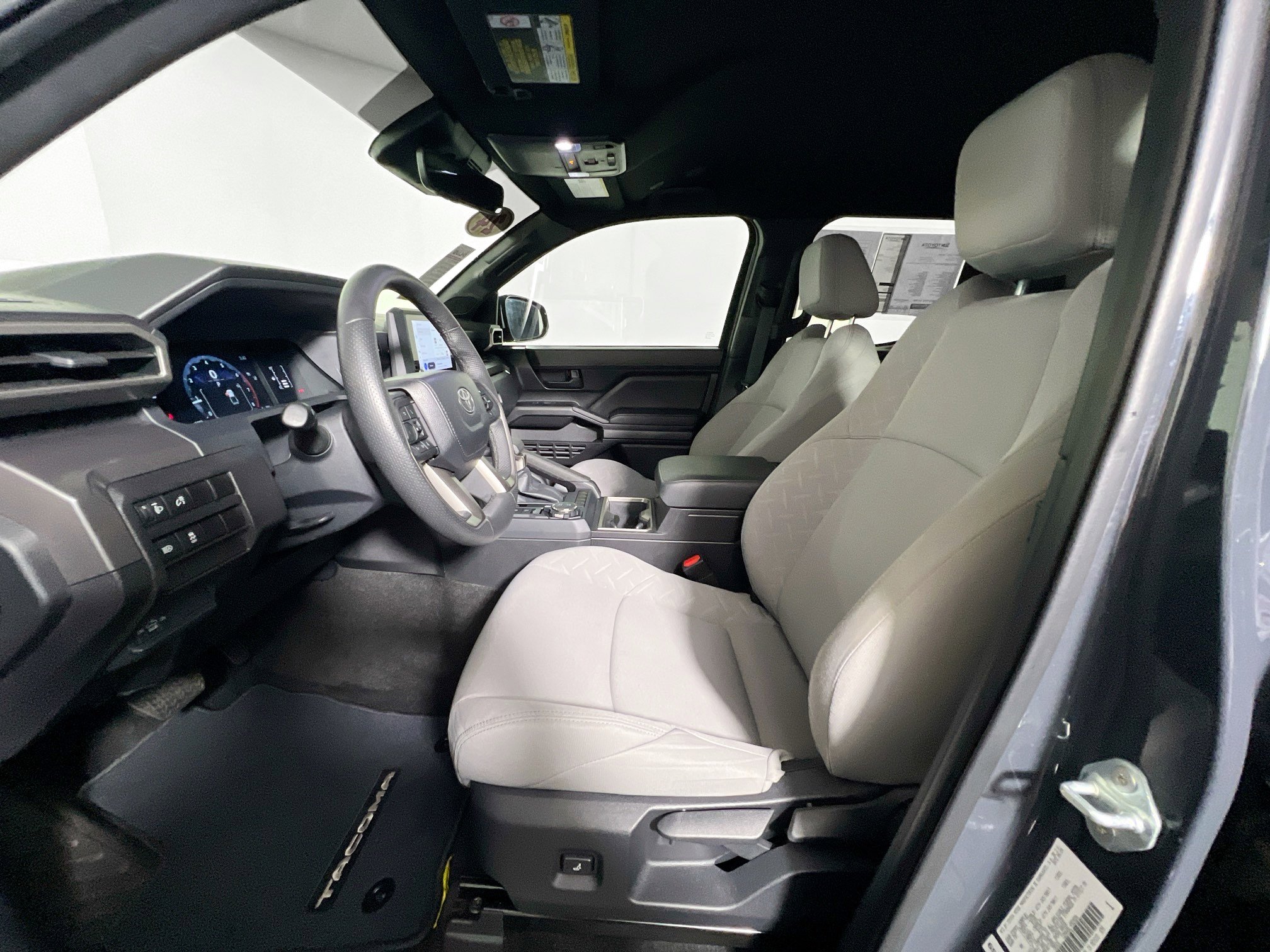 Used 2024 Toyota Tacoma SR5 w/ SR5 Upgrade Package image 14