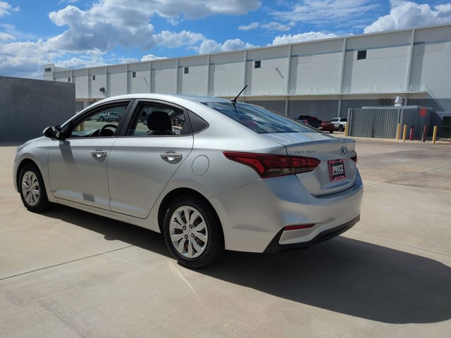 Used 2020 Hyundai Accent SE FWD image 8