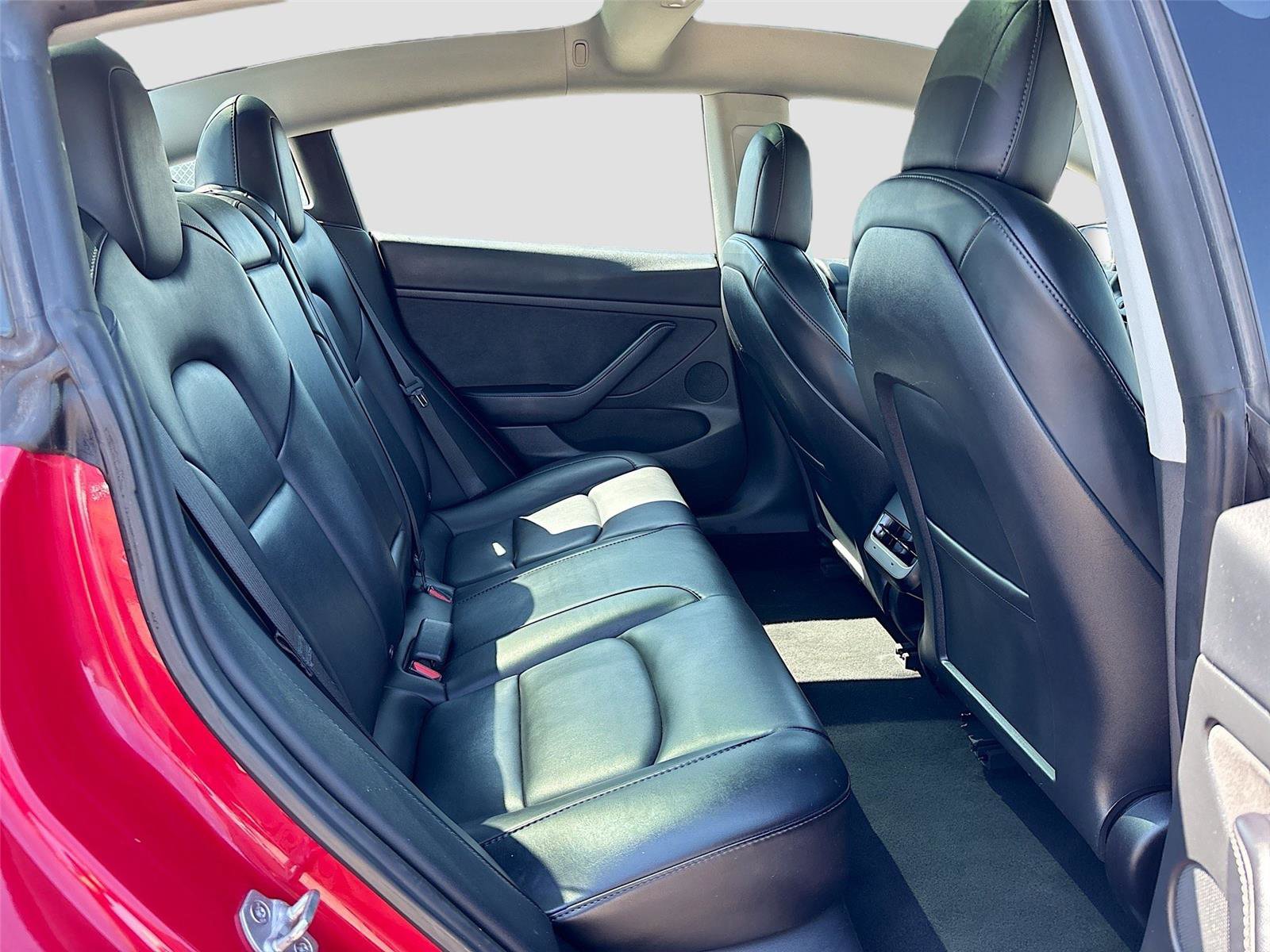 Used 2023 Tesla Model 3 Standard Range image 27