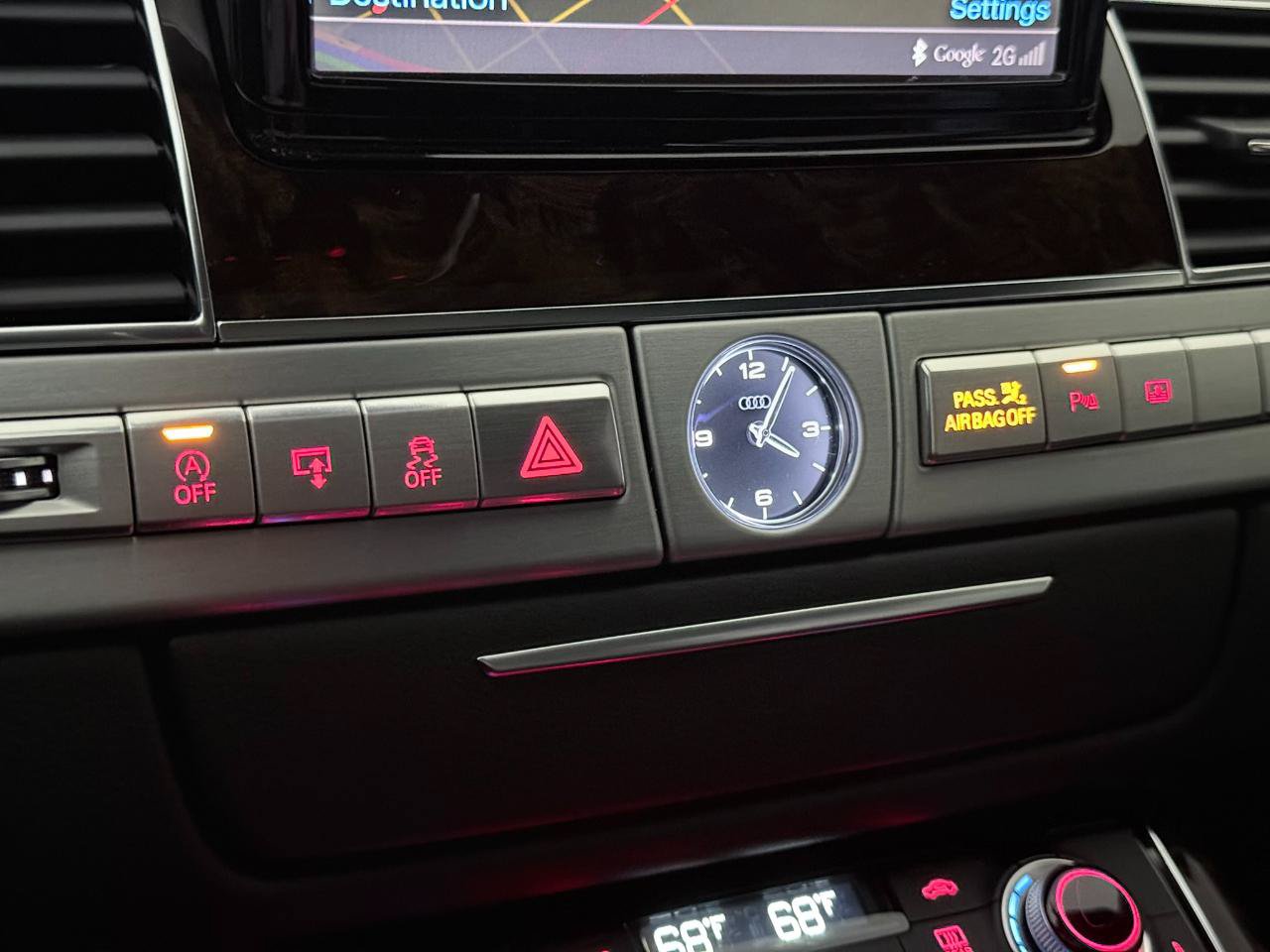 Used 2013 Audi A8 4.0T w/ Convenience Pkg AWD/4WD image 38