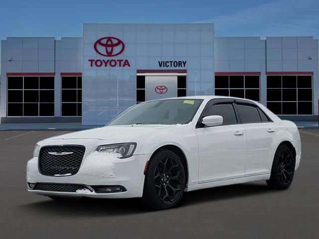 Used 2019 Chrysler 300 S image 1
