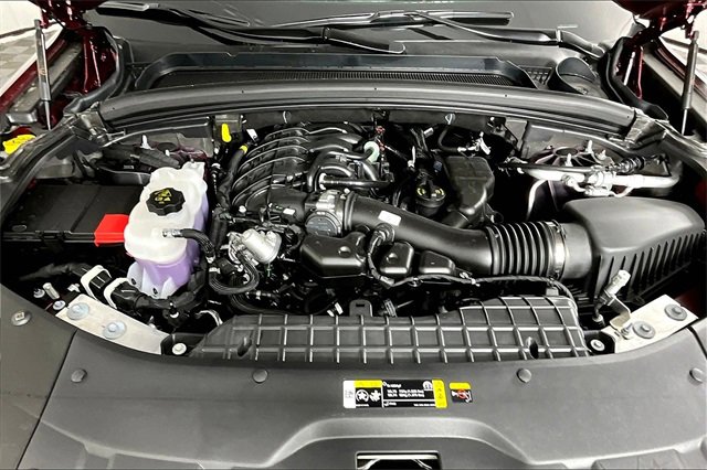 New 2025 Jeep Grand Cherokee L Altitude image 2