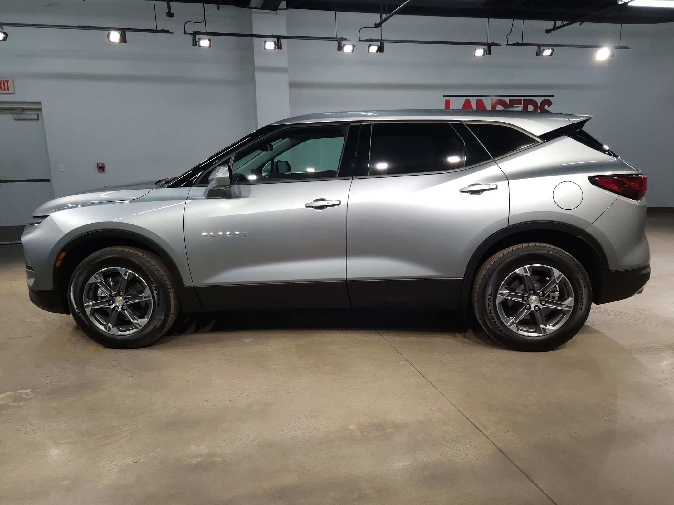 Used 2025 Chevrolet Blazer LT image 4