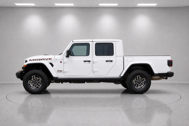 Used 2025 Jeep Gladiator Mojave AWD/4WD image 6