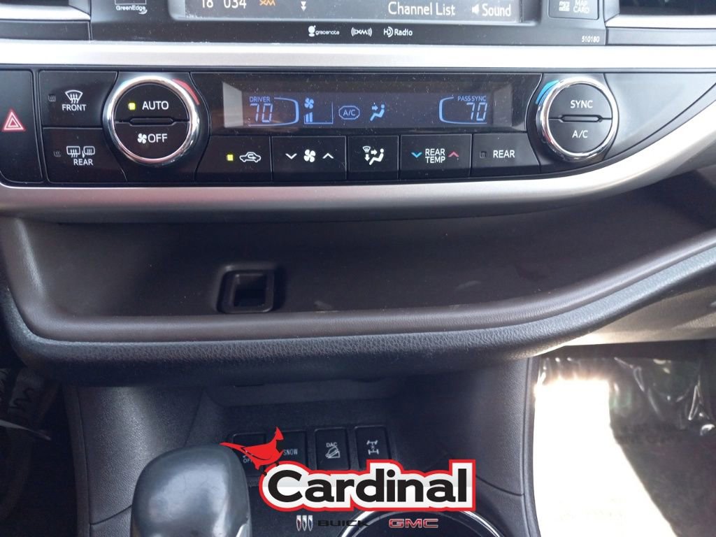 Used 2017 Toyota Highlander Limited Platinum w/ Carpet Mat Package image 35