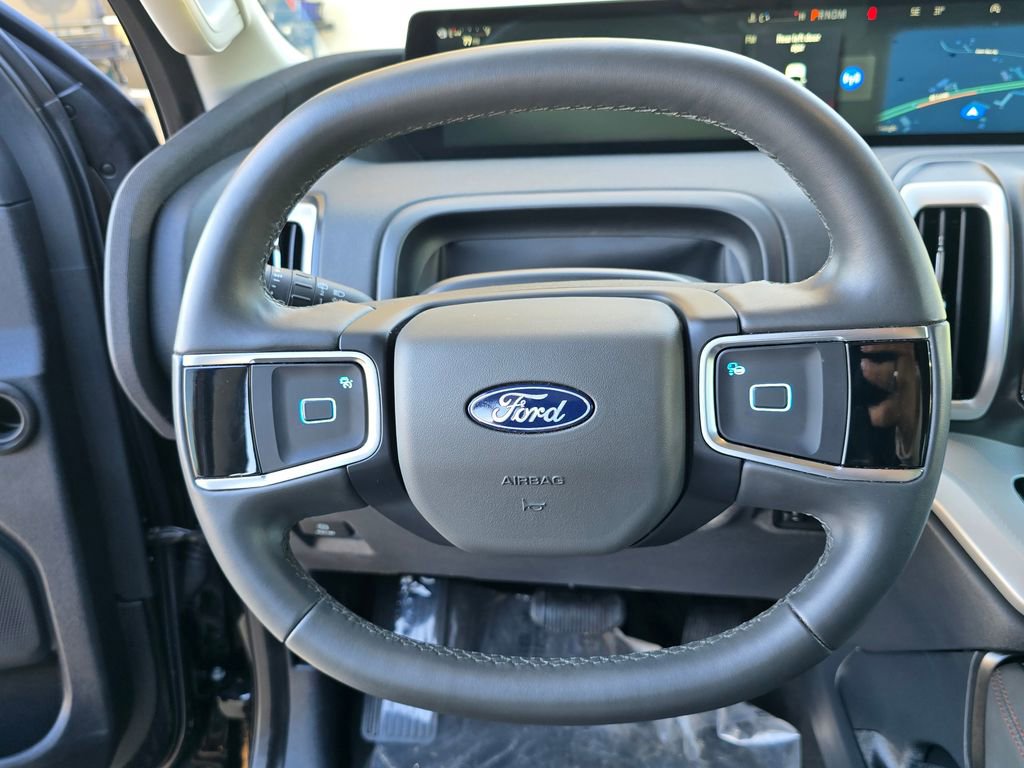 Used 2025 Ford Expedition Active image 25