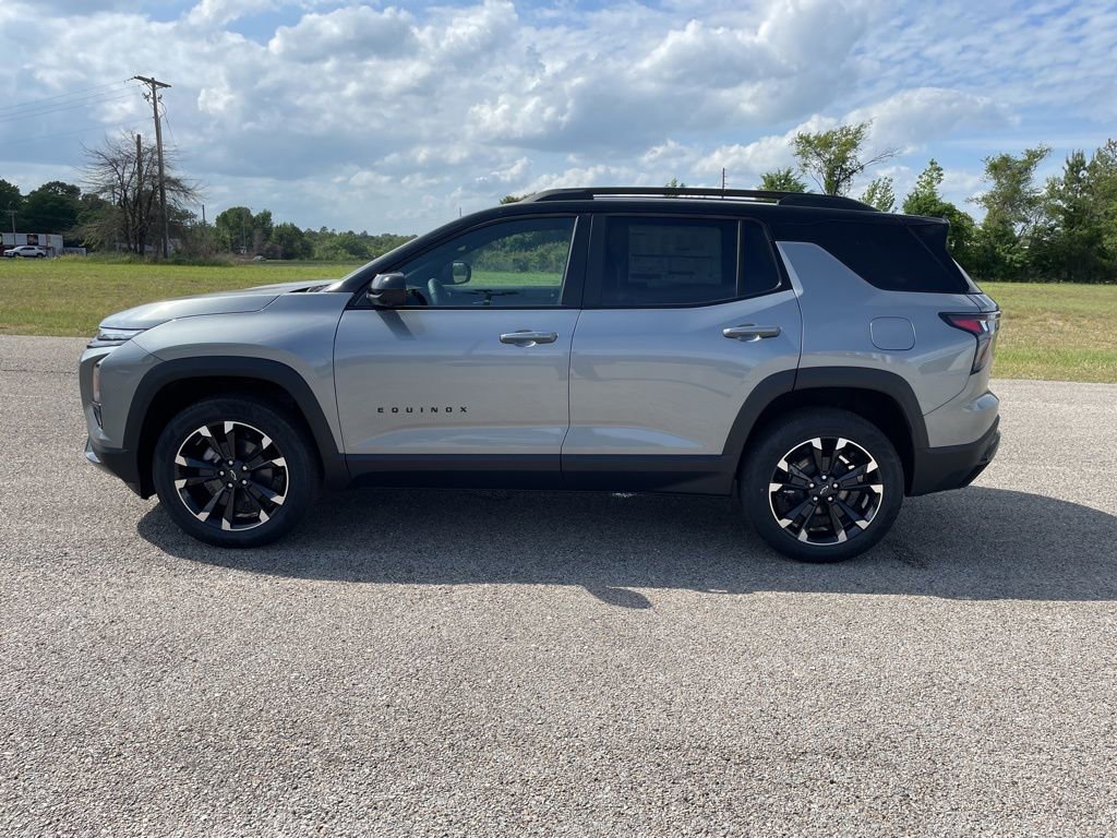 New 2026 Chevrolet Equinox RS w/ Safety and Technology Package image 2