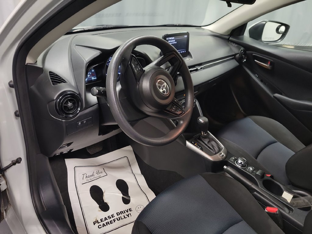 Used 2019 Toyota Yaris L FWD image 16