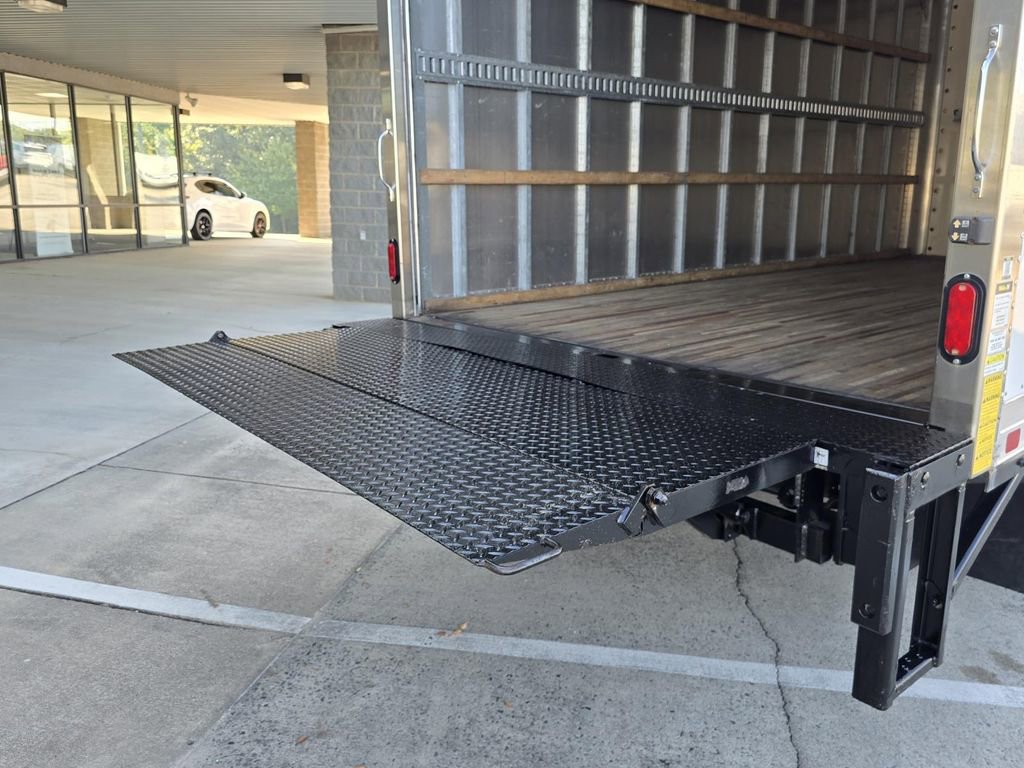 Used 2021 Ford E-450 and Econoline 450 Super Duty w/ Power Windows & Locks Group image 18