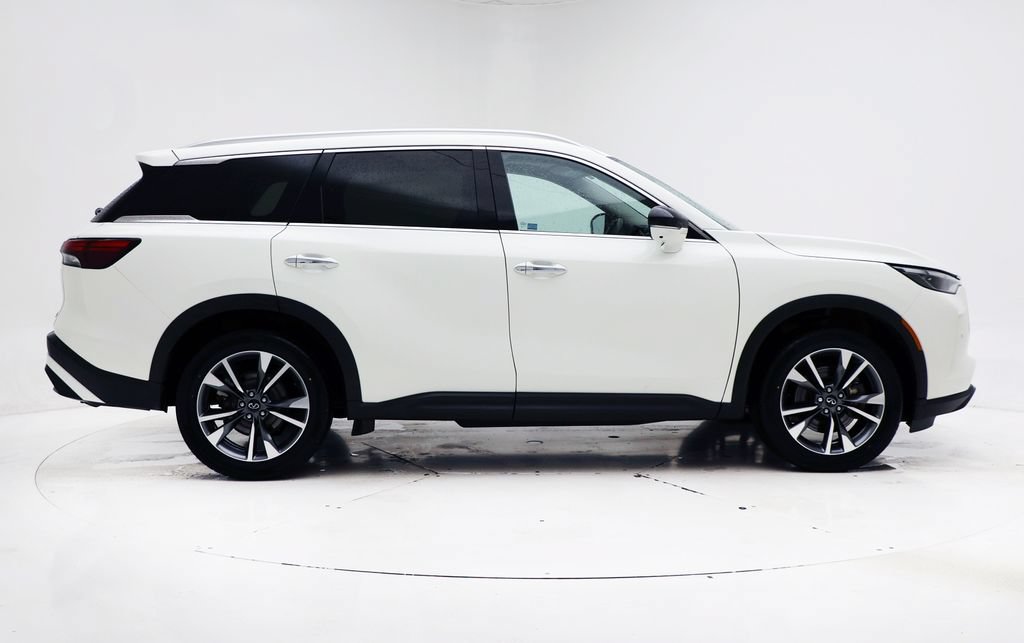 Used 2024 INFINITI QX60 Luxe AWD/4WD image 3