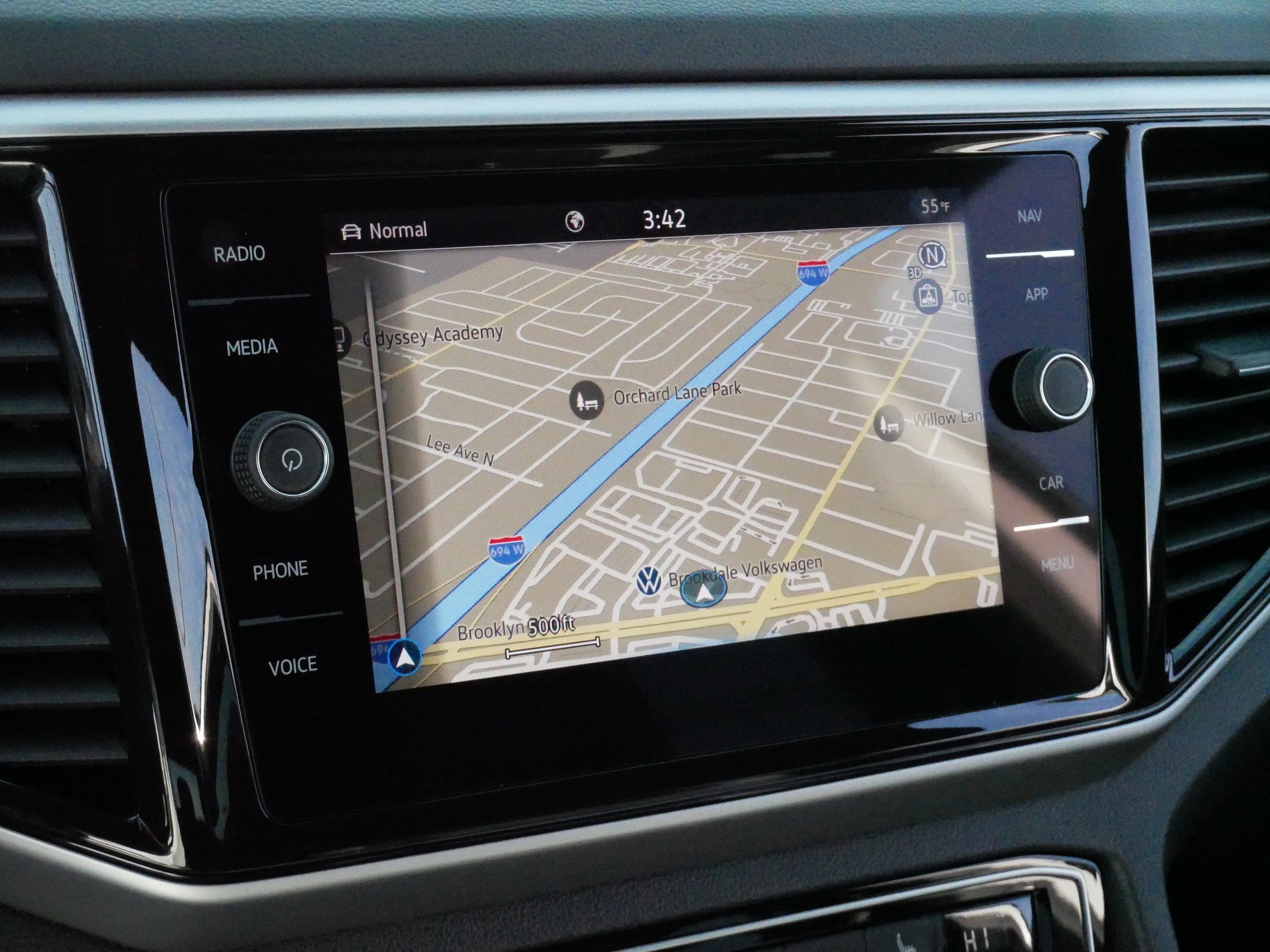 Used 2023 Volkswagen Atlas Cross Sport SEL R-Line image 22