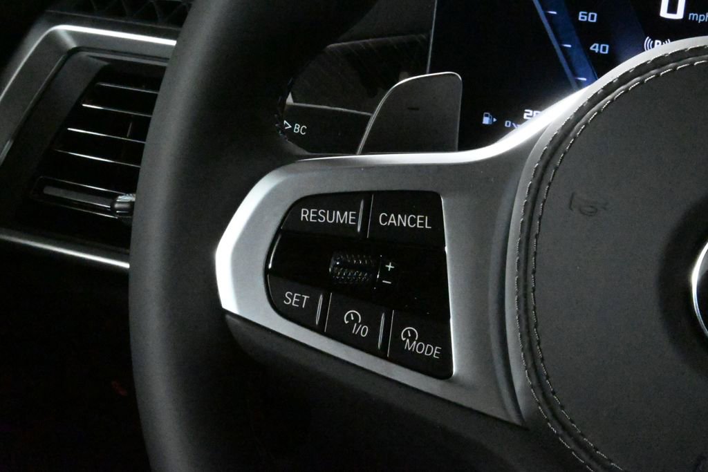 Used 2025 BMW X5 M60i w/ Executive Package image 21