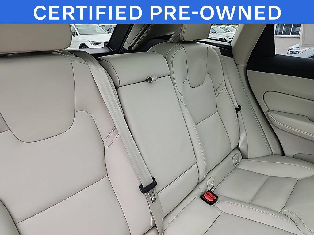 Certified 2026 Volvo XC60 B5 Ultra AWD/4WD image 18