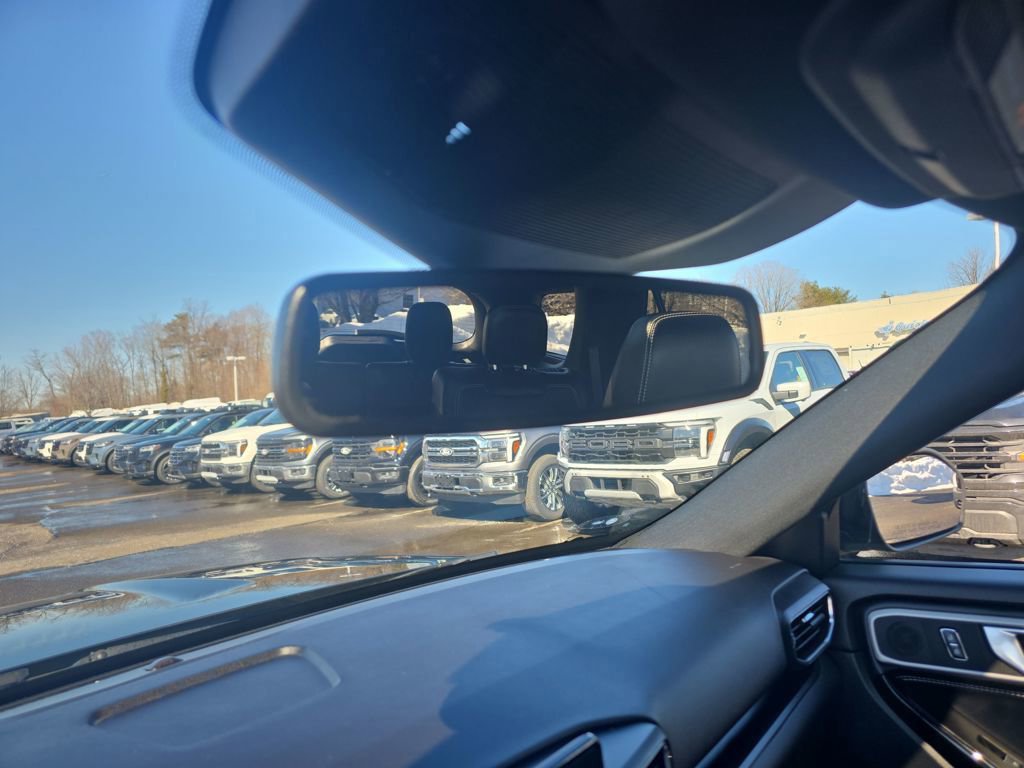 Used 2022 Ford Explorer ST image 41