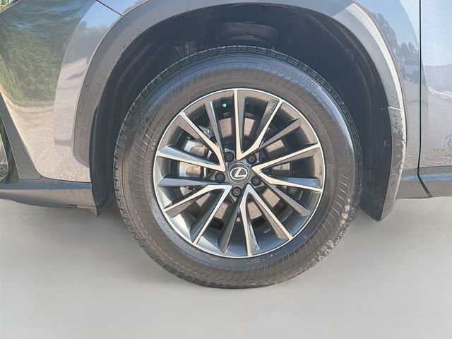 Used 2025 Lexus NX 250 FWD w/ Towing Package (2000 Lbs) image 41